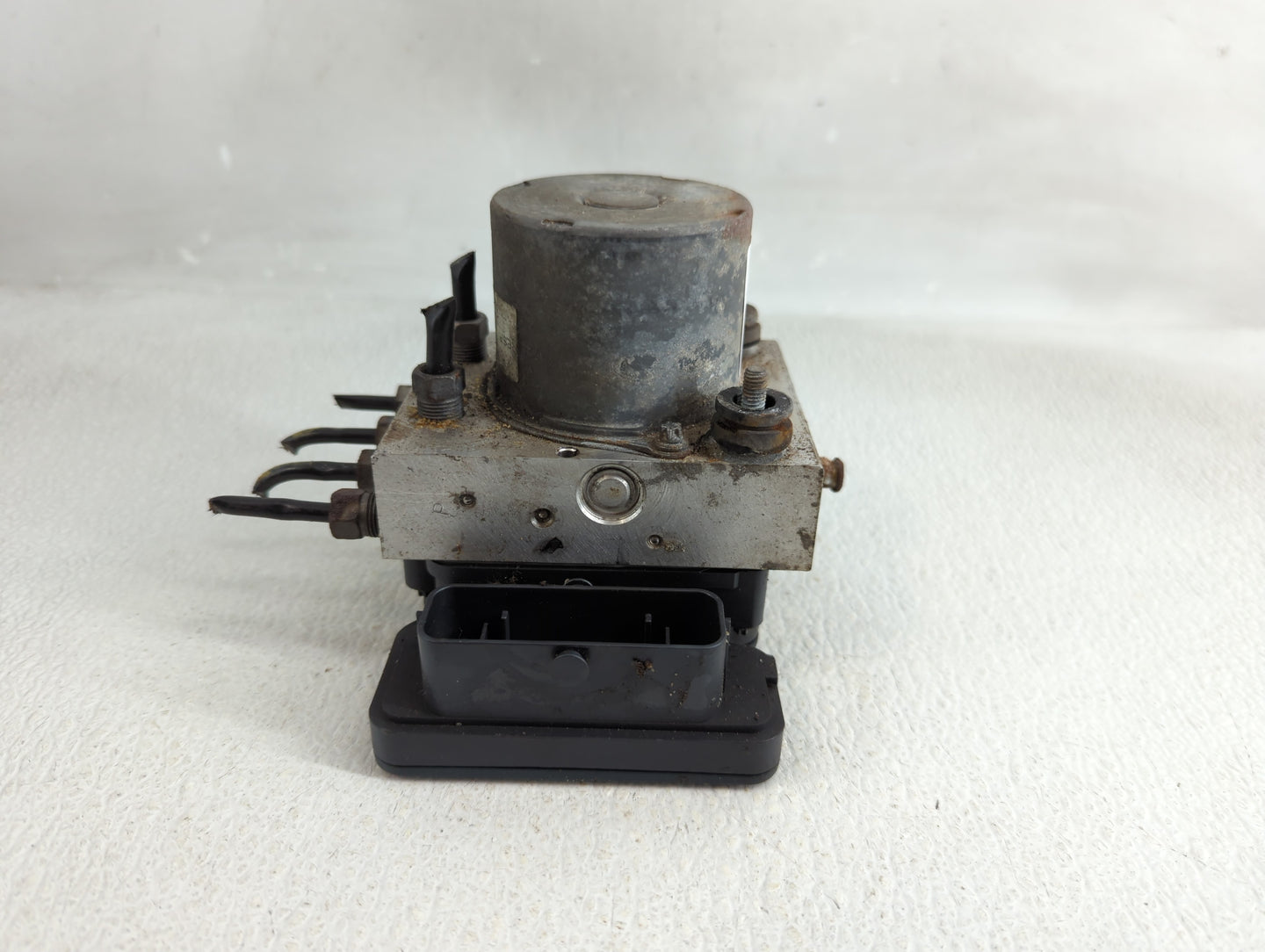 2014 Dodge Caravan ABS Pump Control Module Replacement Fits OEM Used Auto Parts - Oemusedautoparts1.com