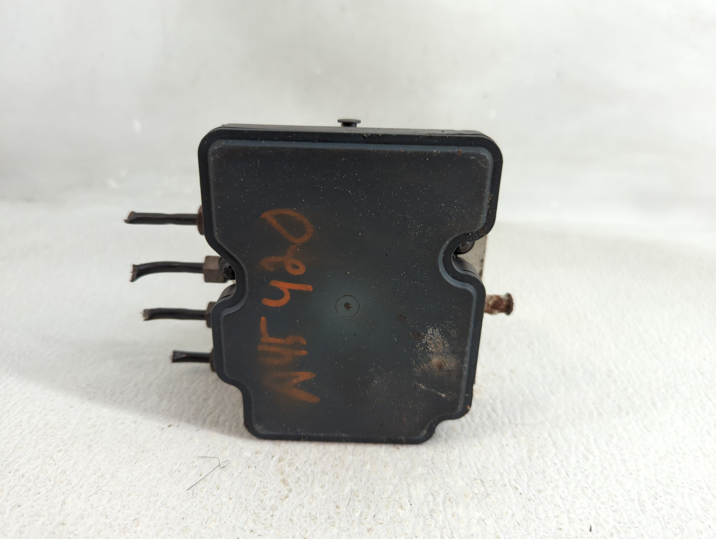 2014 Dodge Caravan ABS Pump Control Module Replacement Fits OEM Used Auto Parts - Oemusedautoparts1.com