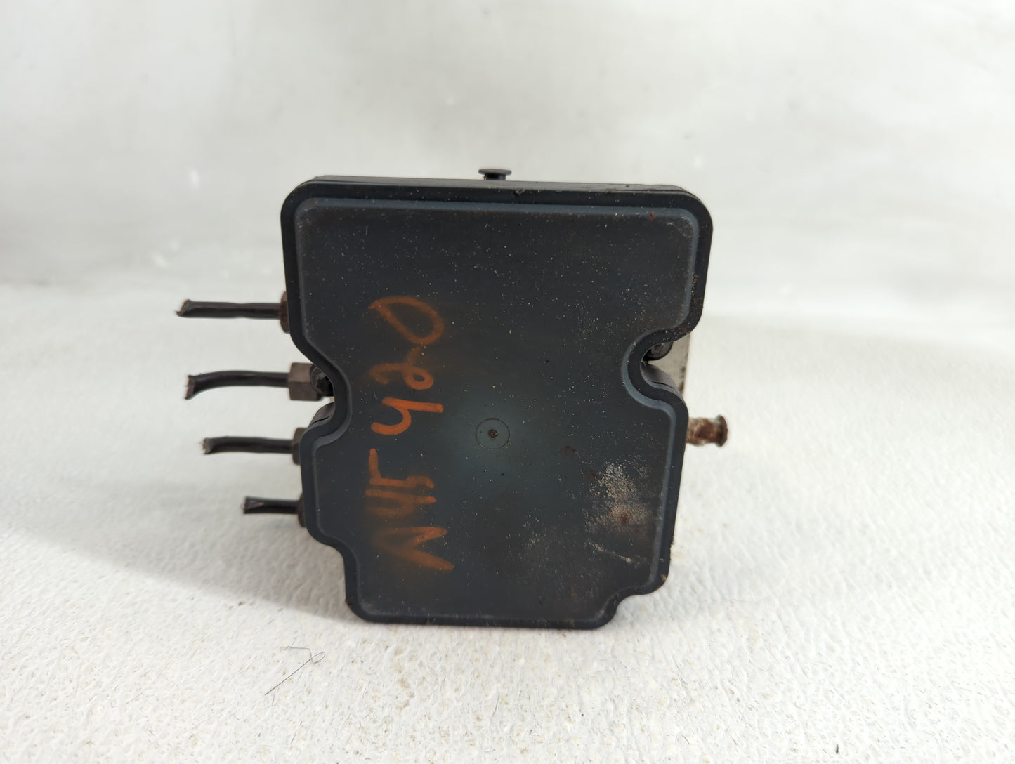 2014 Dodge Caravan ABS Pump Control Module Replacement Fits OEM Used Auto Parts - Oemusedautoparts1.com