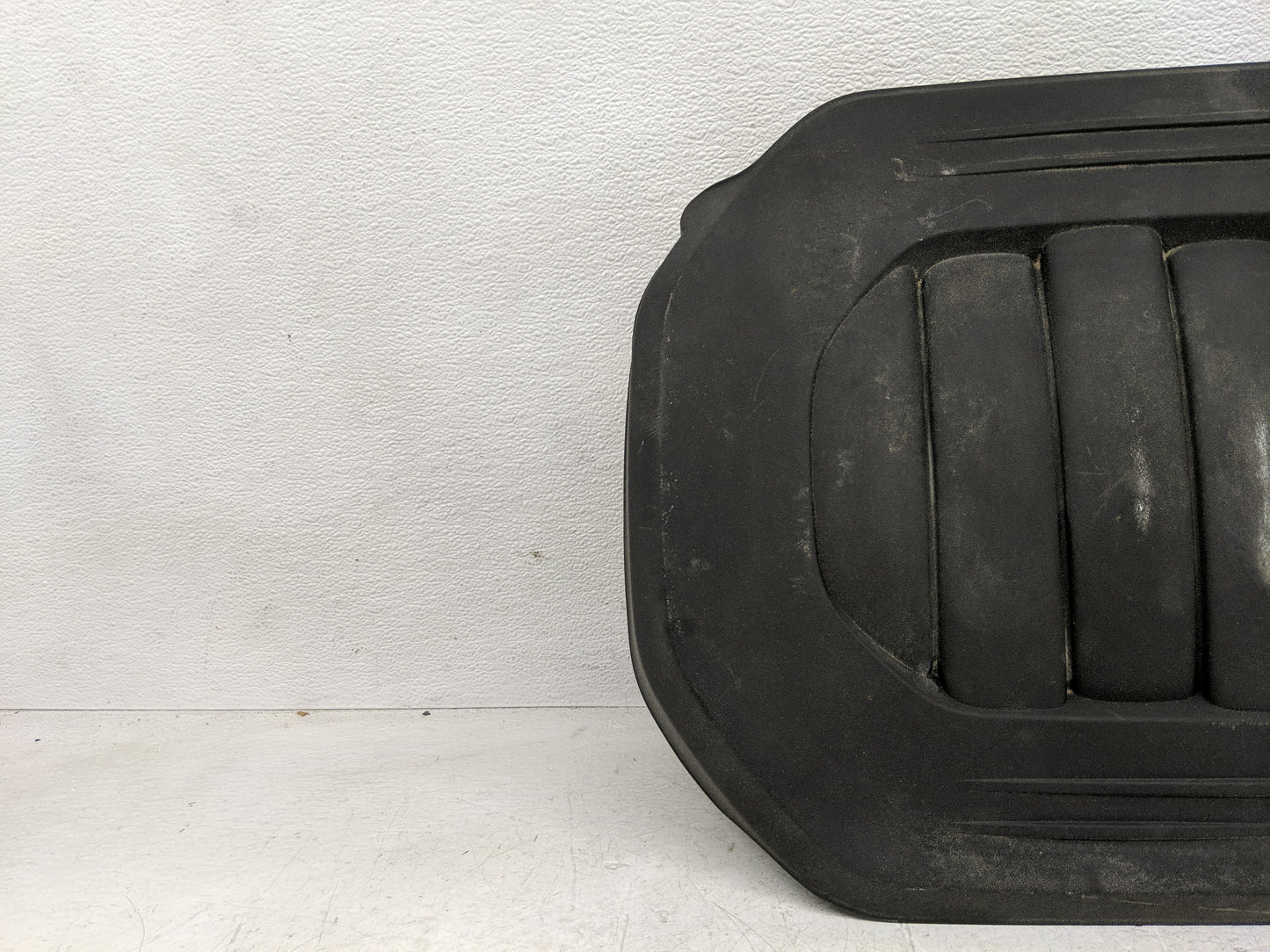 2014 Dodge Caravan Engine Cover - Oemusedautoparts1.com