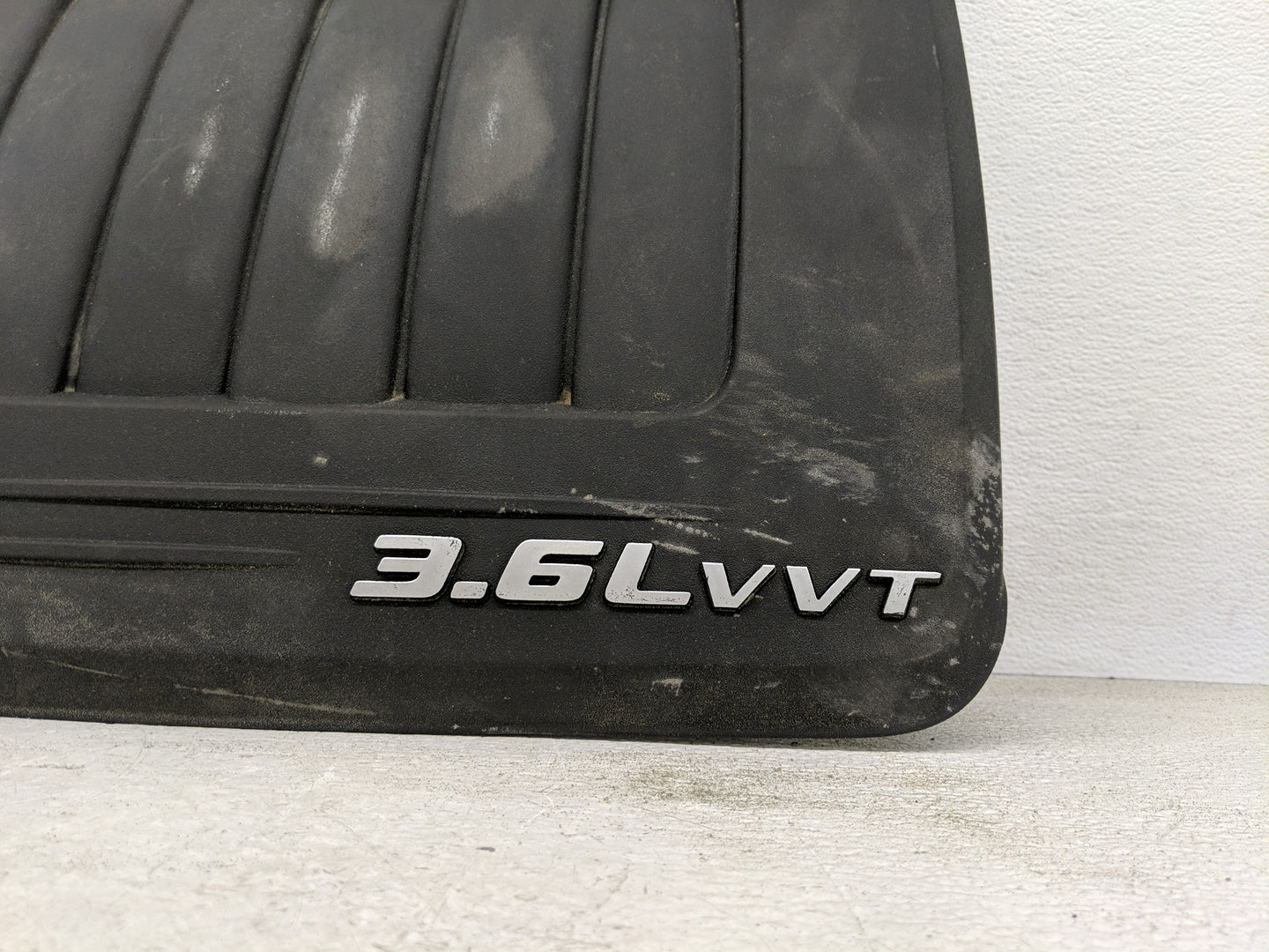 2014 Dodge Caravan Engine Cover - Oemusedautoparts1.com