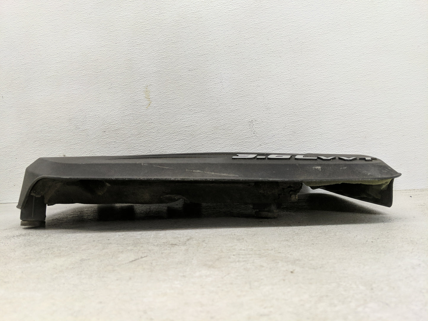 2014 Dodge Caravan Engine Cover - Oemusedautoparts1.com