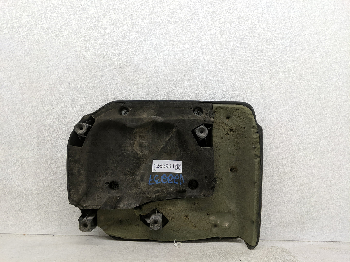 2014 Dodge Caravan Engine Cover - Oemusedautoparts1.com