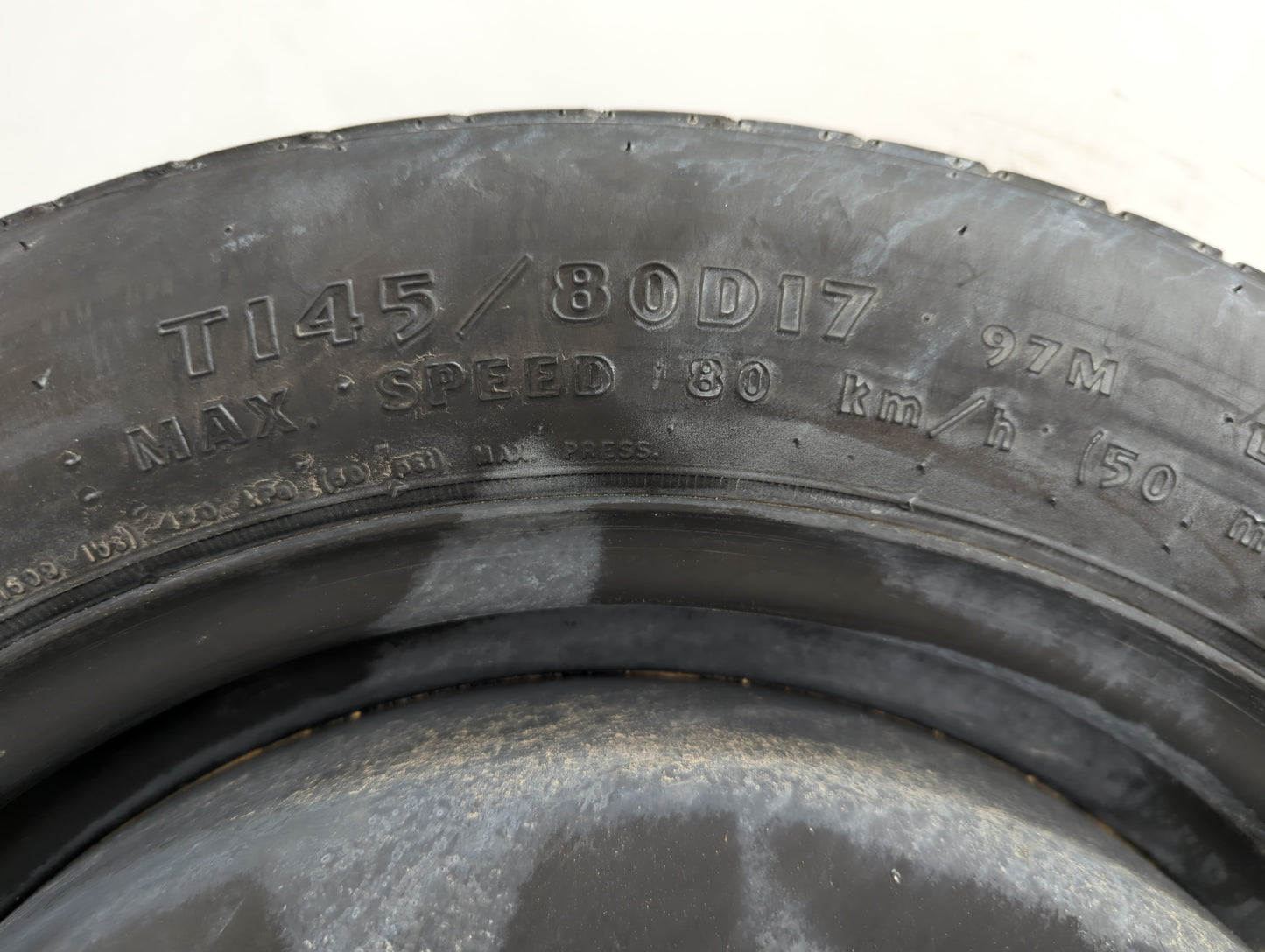 2014 Dodge Caravan Spare Donut Tire Wheel Rim Oem - Oemusedautoparts1.com