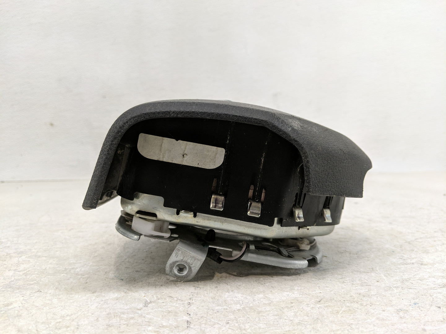 2014 Dodge Caravan Air Bag Driver Left Steering Wheel Mounted Fits Fits 2012 OEM Used Auto Parts - Oemusedautoparts1.com