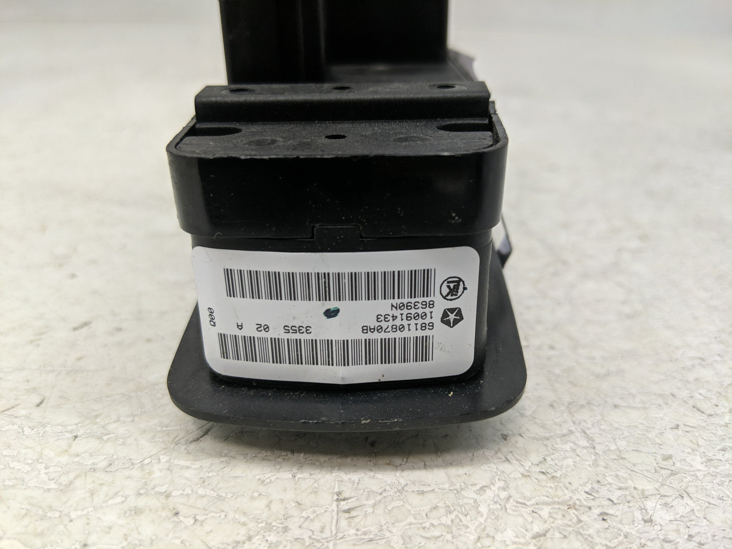 2014 Dodge Caravan Master Power Window Switch Replacement Driver Side Left P/N:68110870AB 68110870AA Fits Fits 2012 2013 201