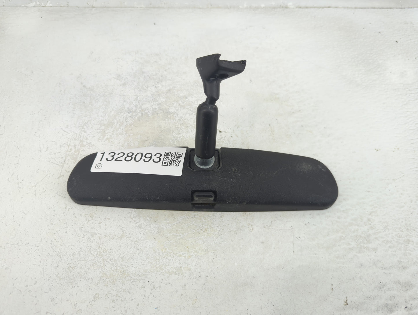 2014 Dodge Caravan Interior Rear View Mirror Replacement OEM P/N:E11045317 Fits OEM Used Auto Parts - Oemusedautoparts1.com