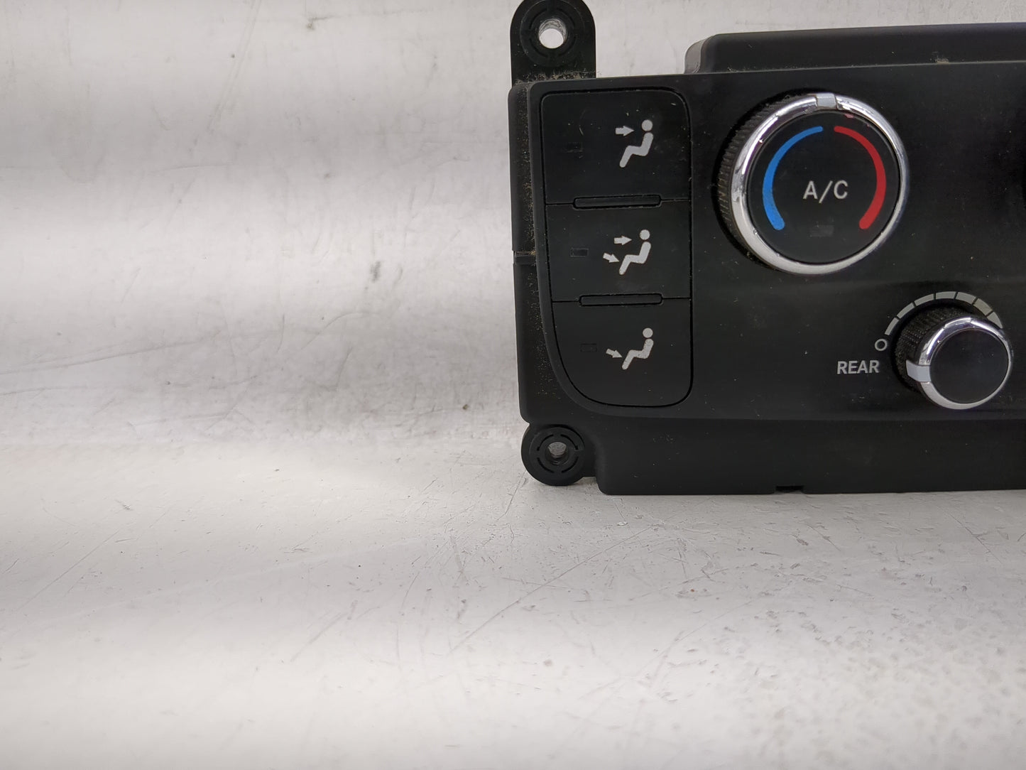 2014 Dodge Caravan Climate Control Module Temperature AC/Heater Replacement P/N:P55111240AF Fits OEM Used Auto Parts - Oemus