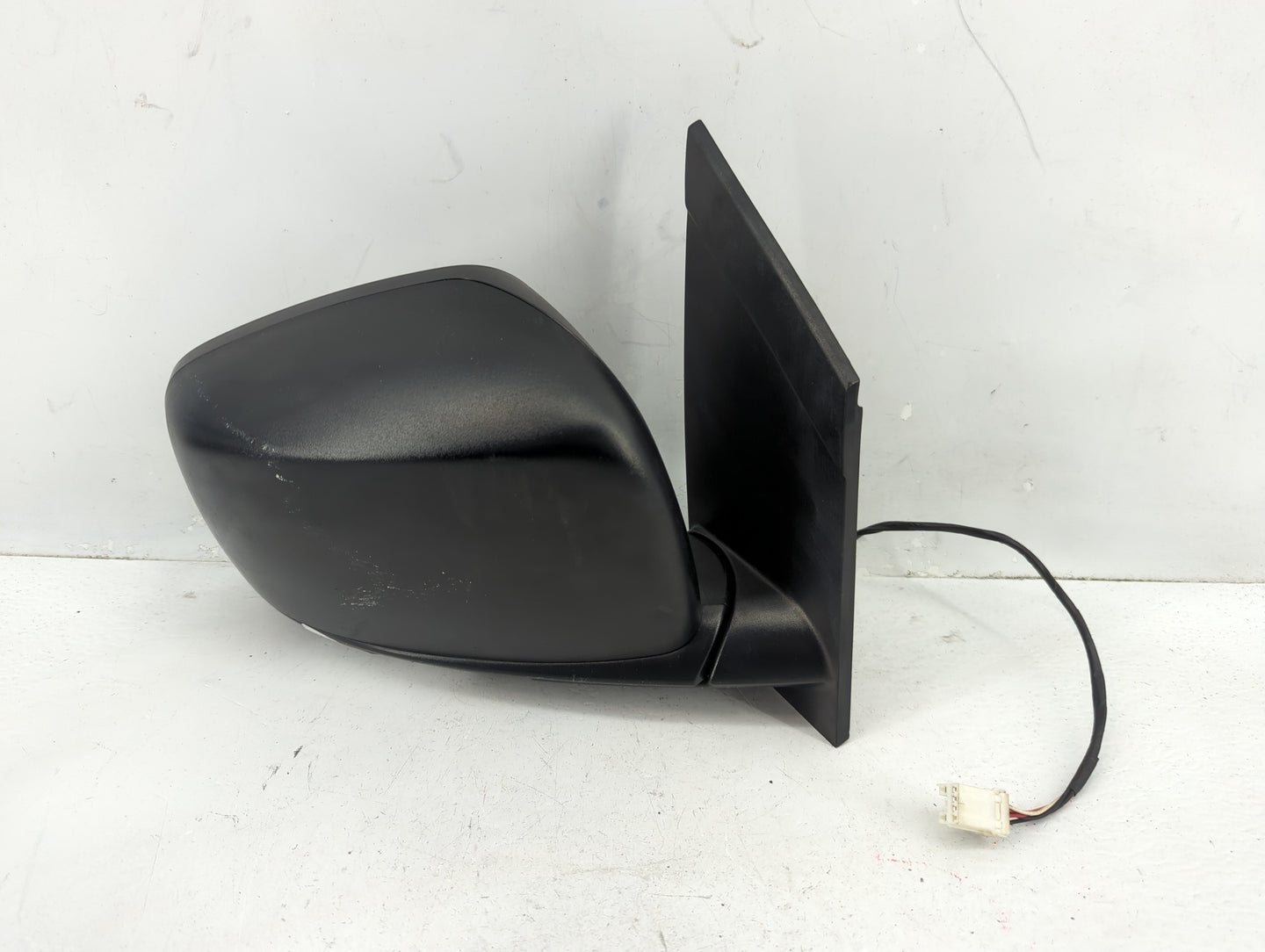 2014 Dodge Caravan Passenger Side View Mirror - Right Door Mirror OEM Used - Oemusedautoparts1.com