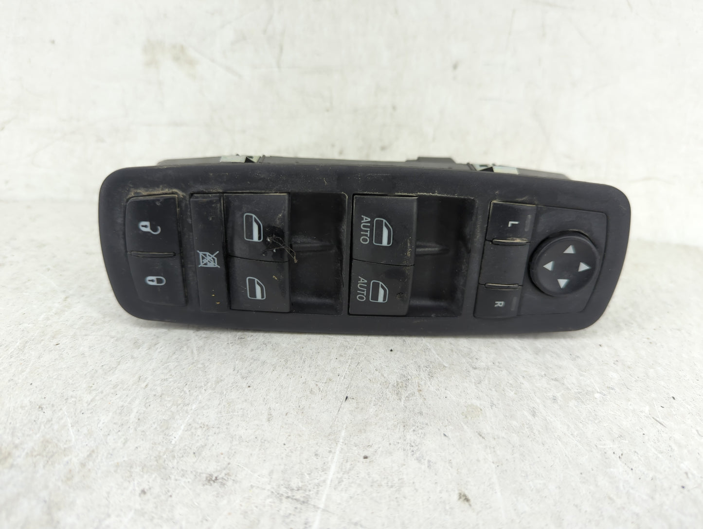 2014 Dodge Caravan Master Power Window Switch Replacement Driver Side Left P/N:68298871AA Fits OEM Used Auto Parts - Oemused