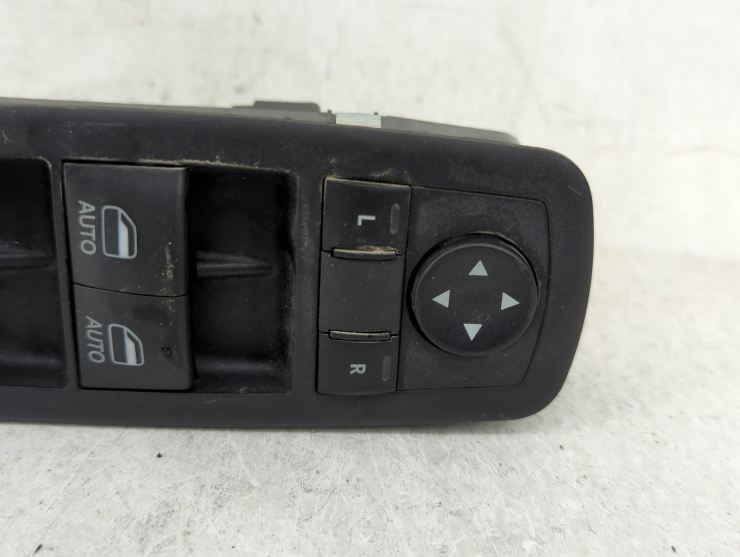 2014 Dodge Caravan Master Power Window Switch Replacement Driver Side Left P/N:68298871AA Fits OEM Used Auto Parts - Oemused