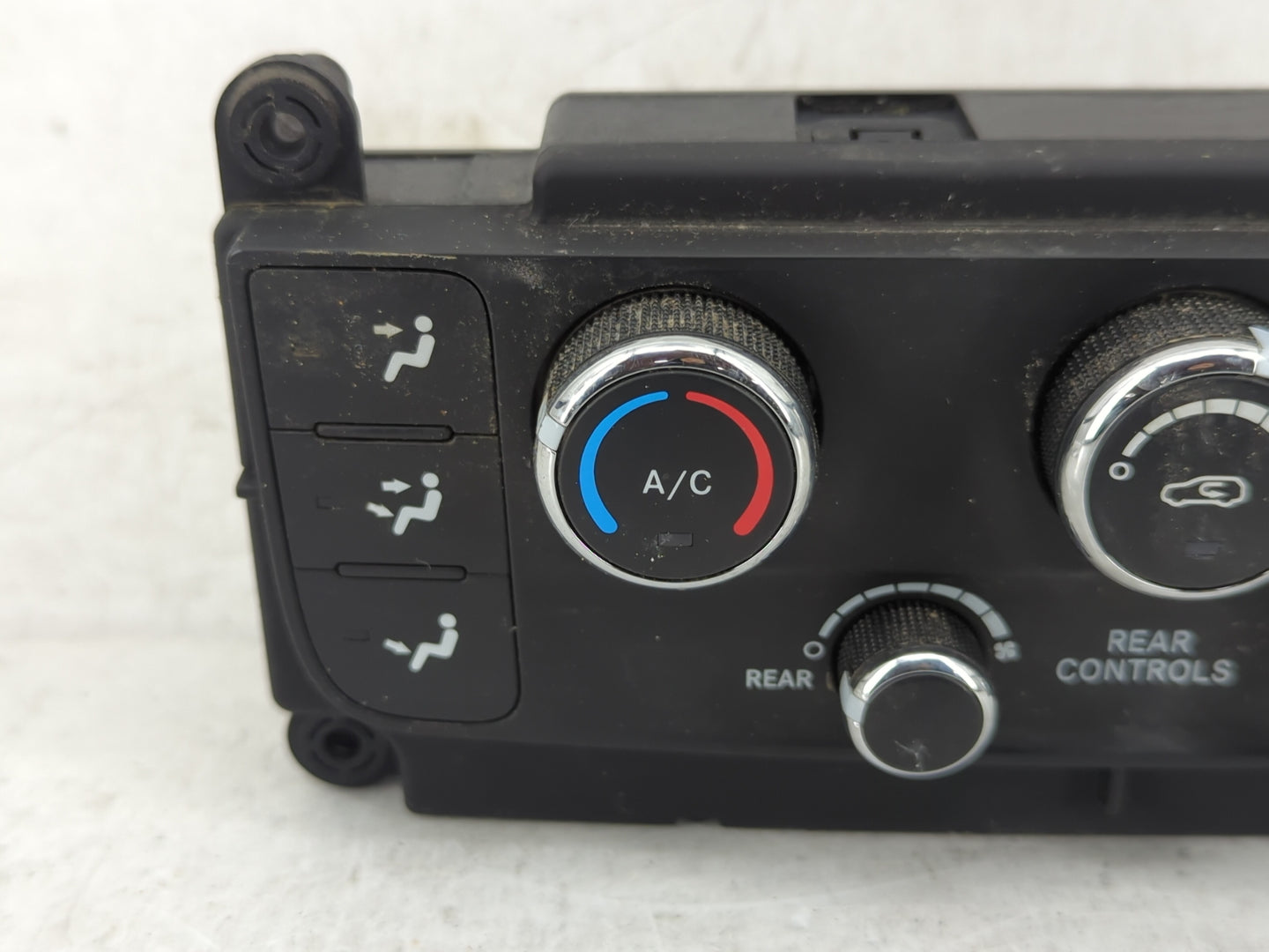 2014 Dodge Caravan Climate Control Module Temperature AC/Heater Replacement P/N:55111240AF Fits OEM Used Auto Parts - Oemuse