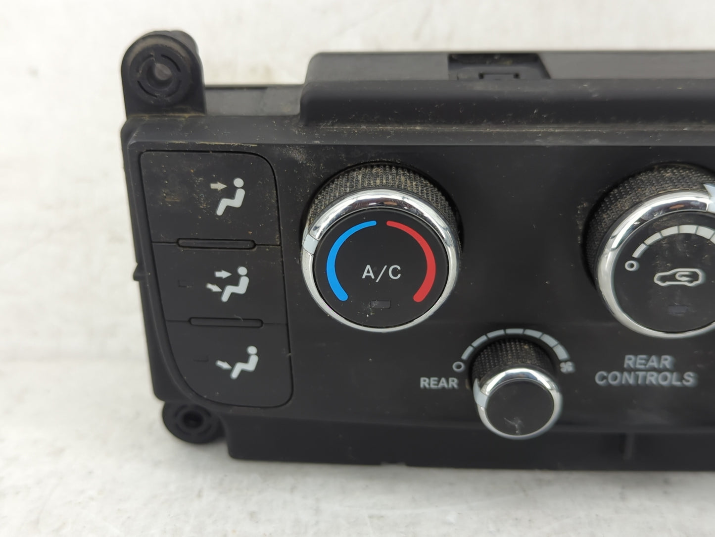 2014 Dodge Caravan Climate Control Module Temperature AC/Heater Replacement P/N:55111240AF Fits OEM Used Auto Parts - Oemuse