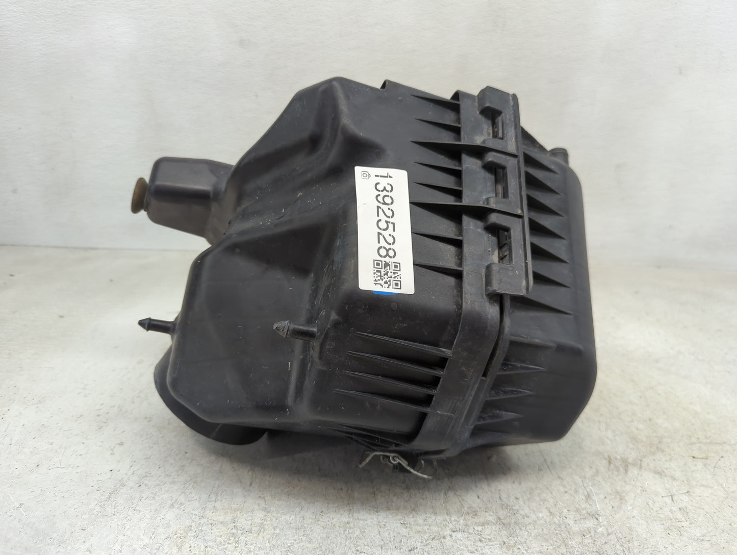 Dodge Caravan Air Cleaner Intake-duct Hose Tube 1392528 - Oemusedautoparts1.com