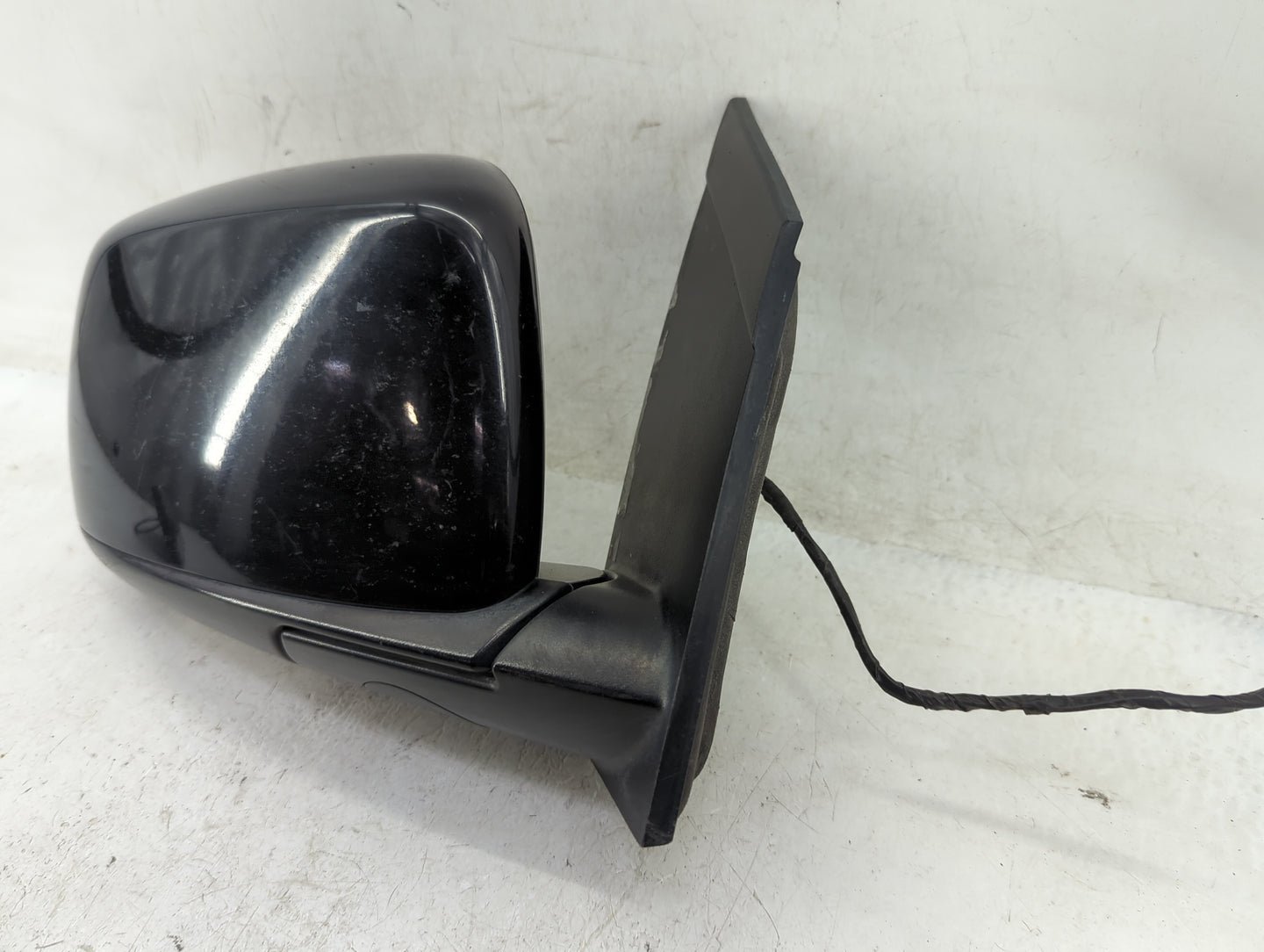 2014 Dodge Caravan Passenger Side View Mirror - Right Door Mirror OEM Used - Oemusedautoparts1.com