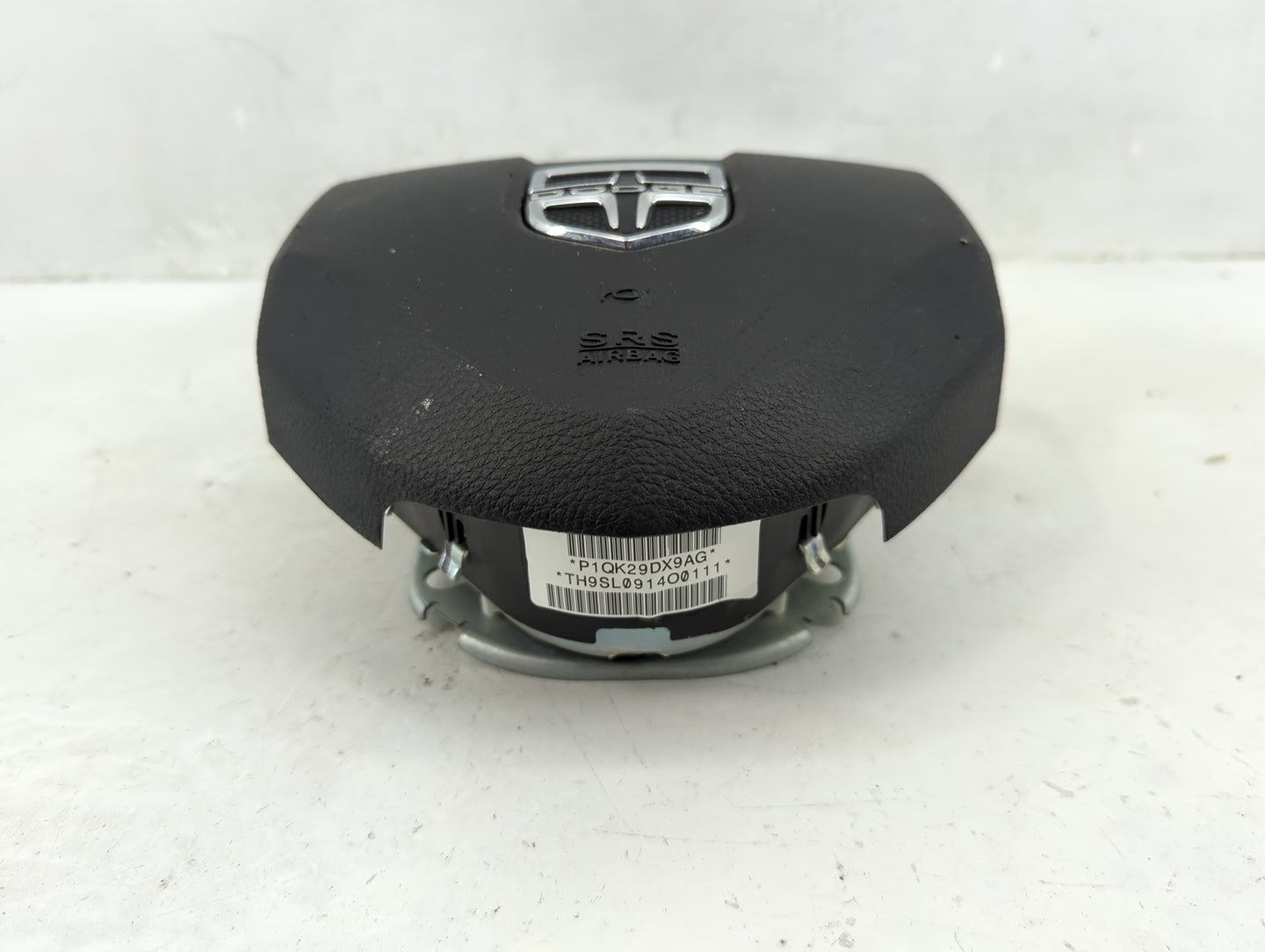 2014 Dodge Caravan Air Bag Driver Left Steering Wheel Mounted Fits Fits 2013 2015 2016 2017 2018 2019 2020 OEM Used Auto Par