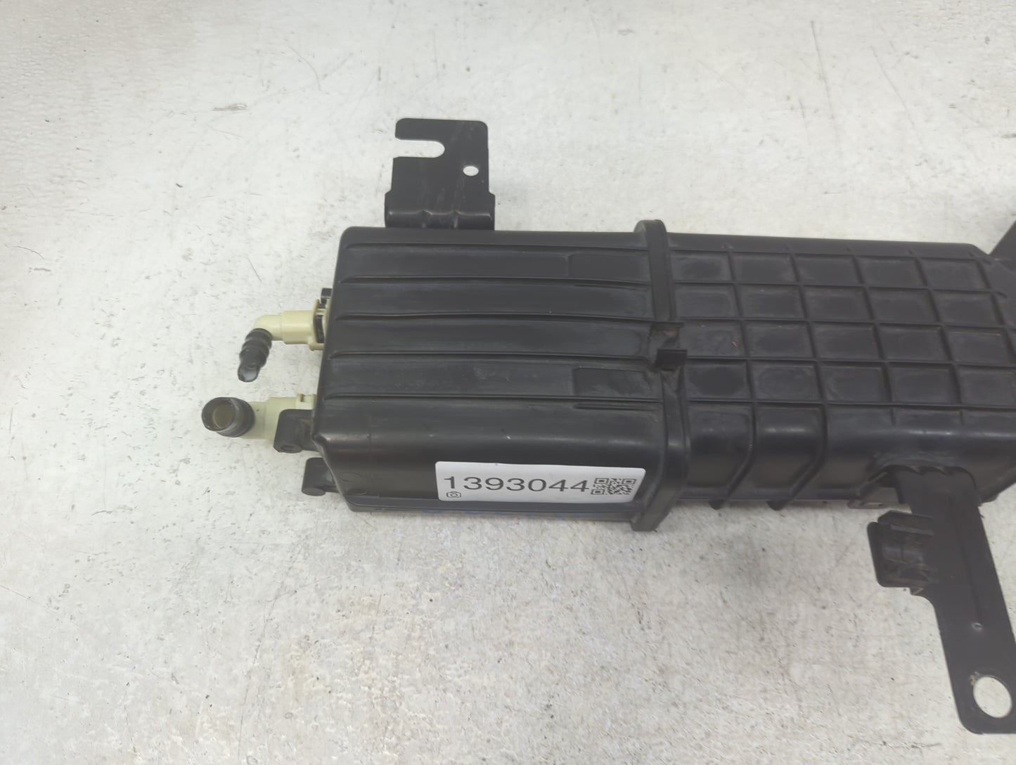 2014 Dodge Caravan Fuel Vapor Charcoal Canister - Oemusedautoparts1.com