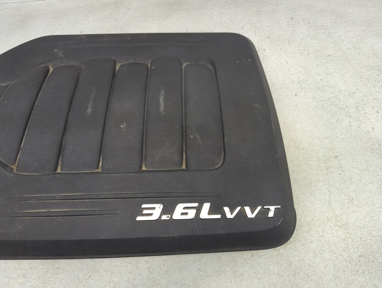 2014 Dodge Caravan Engine Cover - Oemusedautoparts1.com