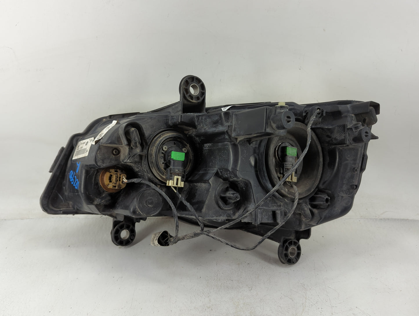 Dodge Caravan Passenger Right Oem Head Light Headlight Lamp - Oemusedautoparts1.com