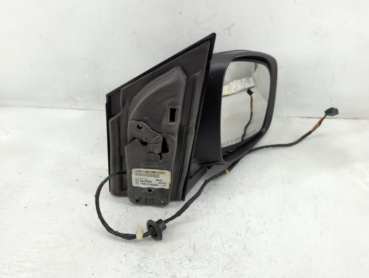 2014 Dodge Caravan Passenger Side View Mirror - Right Door Mirror OEM Used - Oemusedautoparts1.com