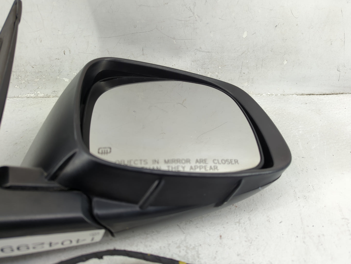 2014 Dodge Caravan Passenger Side View Mirror - Right Door Mirror OEM Used - Oemusedautoparts1.com