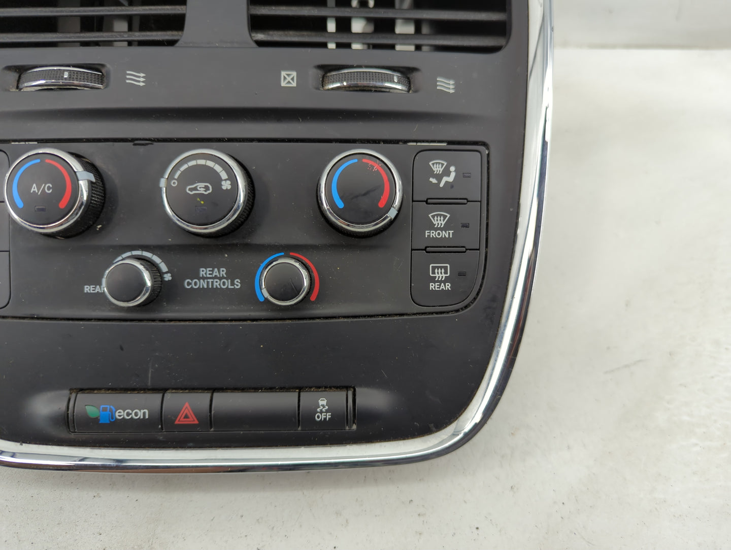 2014 Dodge Caravan Climate Control Module Temperature AC/Heater Replacement P/N:P55111240AF Fits OEM Used Auto Parts - Oemus