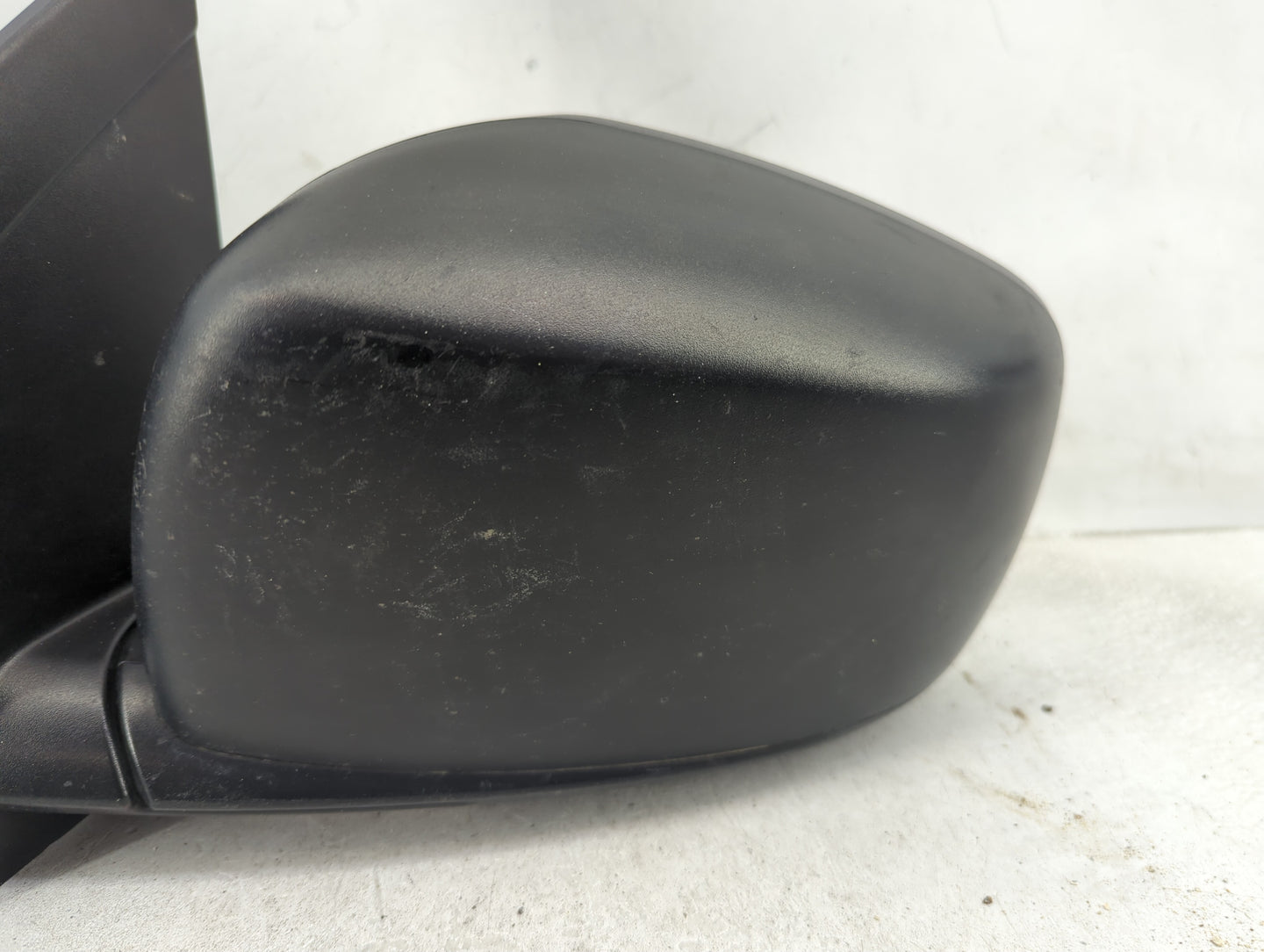 2014 Dodge Caravan Driver Side View Mirror - Left Door Mirror OEM Used - Oemusedautoparts1.com