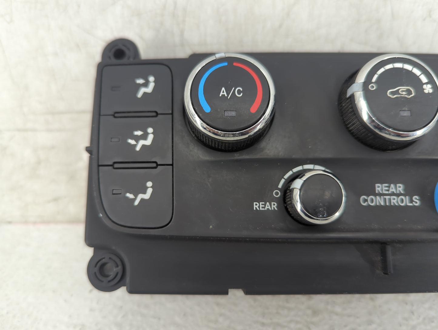 2014 Dodge Caravan Climate Control Module Temperature AC/Heater Replacement P/N:P55111240AF Fits OEM Used Auto Parts - Oemus