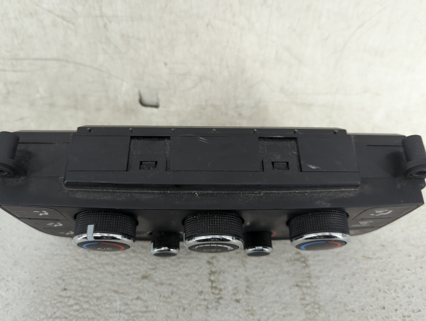 2014 Dodge Caravan Climate Control Module Temperature AC/Heater Replacement P/N:P55111240AF Fits OEM Used Auto Parts - Oemus
