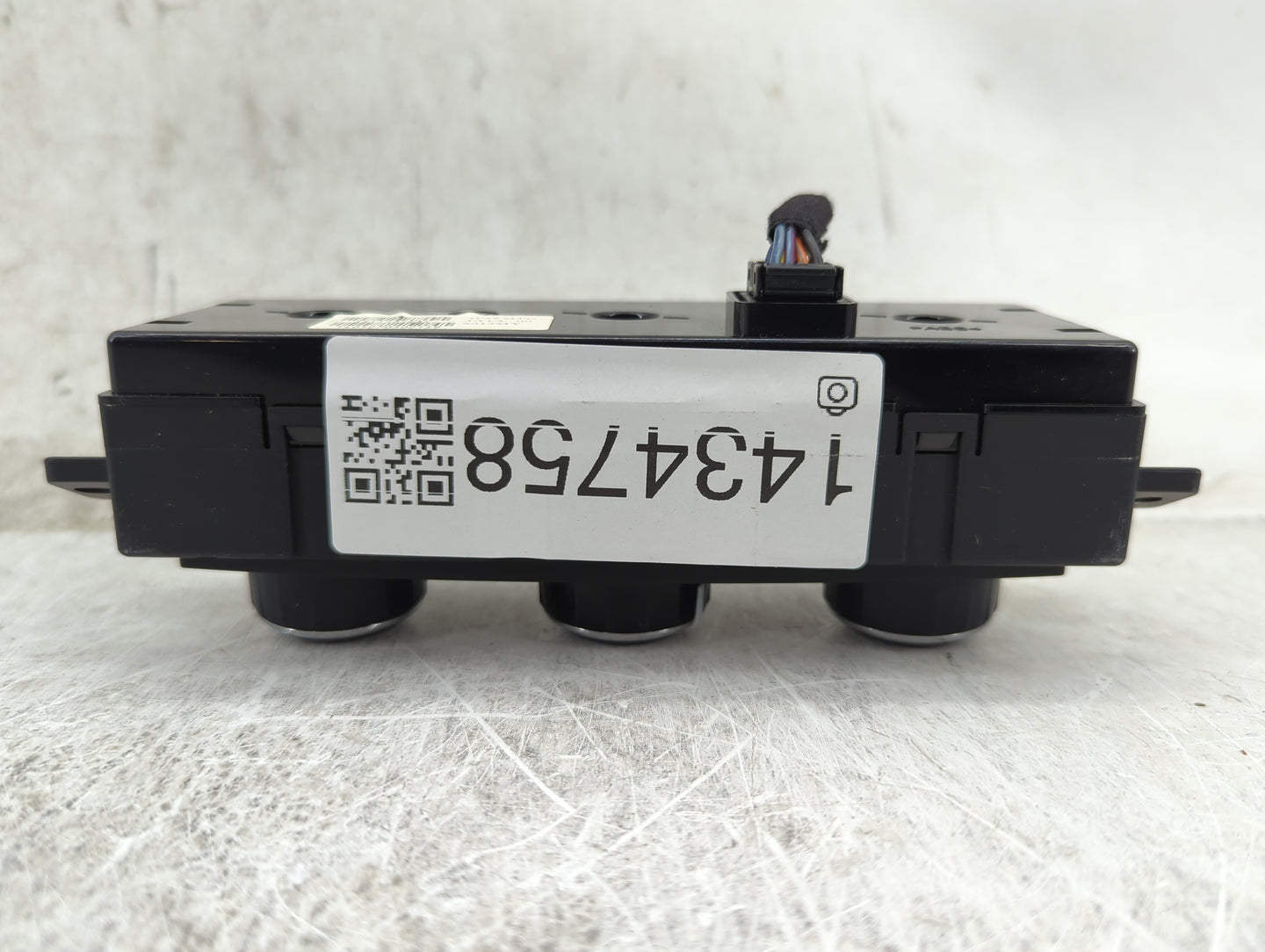 2014 Dodge Caravan Climate Control Module Temperature AC/Heater Replacement P/N:55111312AC Fits OEM Used Auto Parts - Oemuse