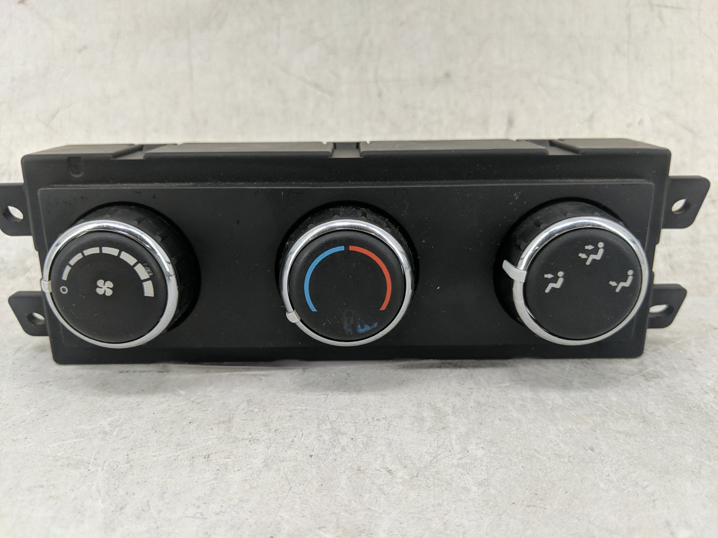 2014 Dodge Caravan Climate Control Module Temperature AC/Heater Replacement P/N:55111312AC JC49 MTC Fits OEM Used Auto Parts