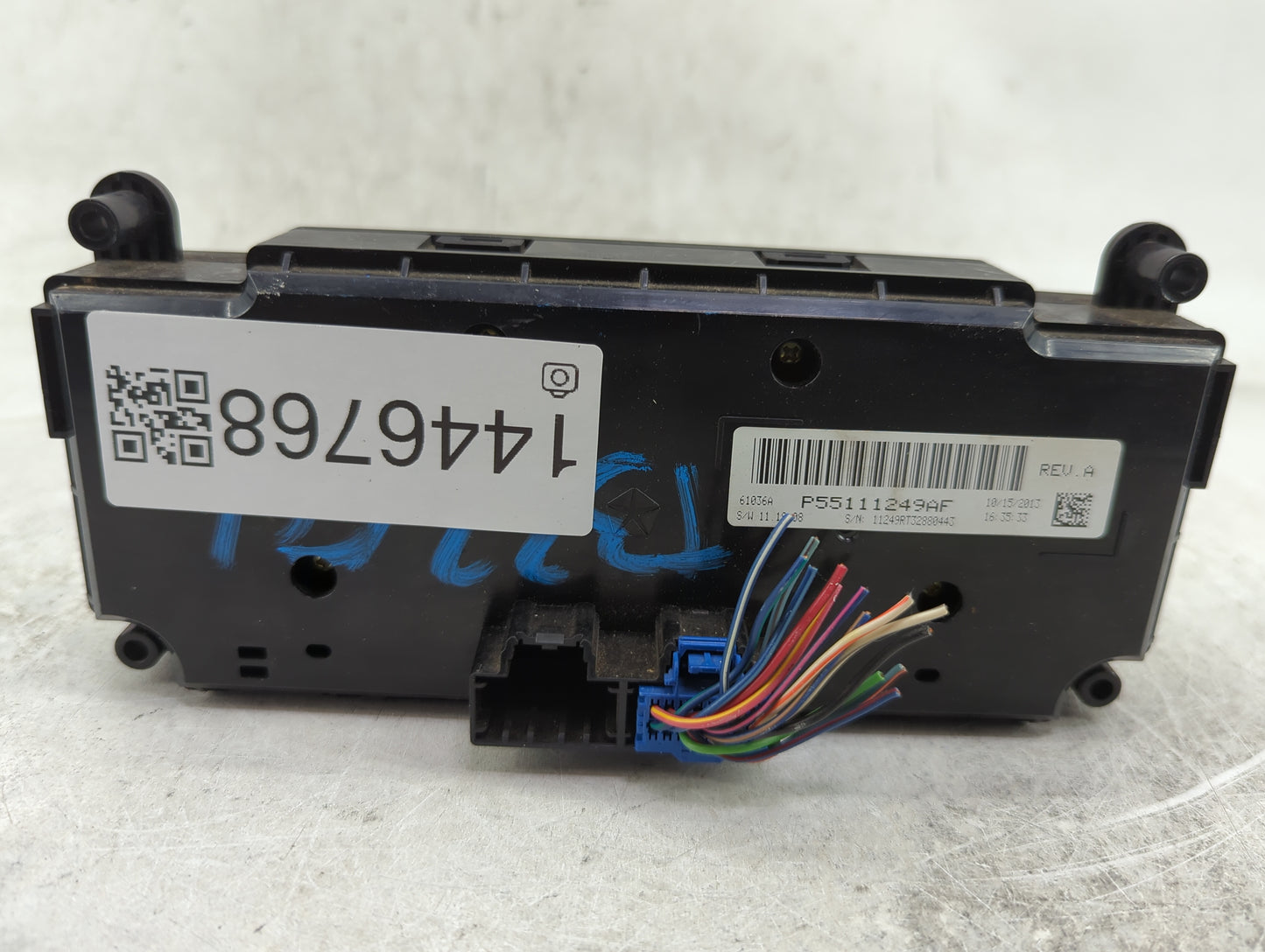 2014 Dodge Caravan Climate Control Module Temperature AC/Heater Replacement P/N:P55111249AF Fits OEM Used Auto Parts - Oemus