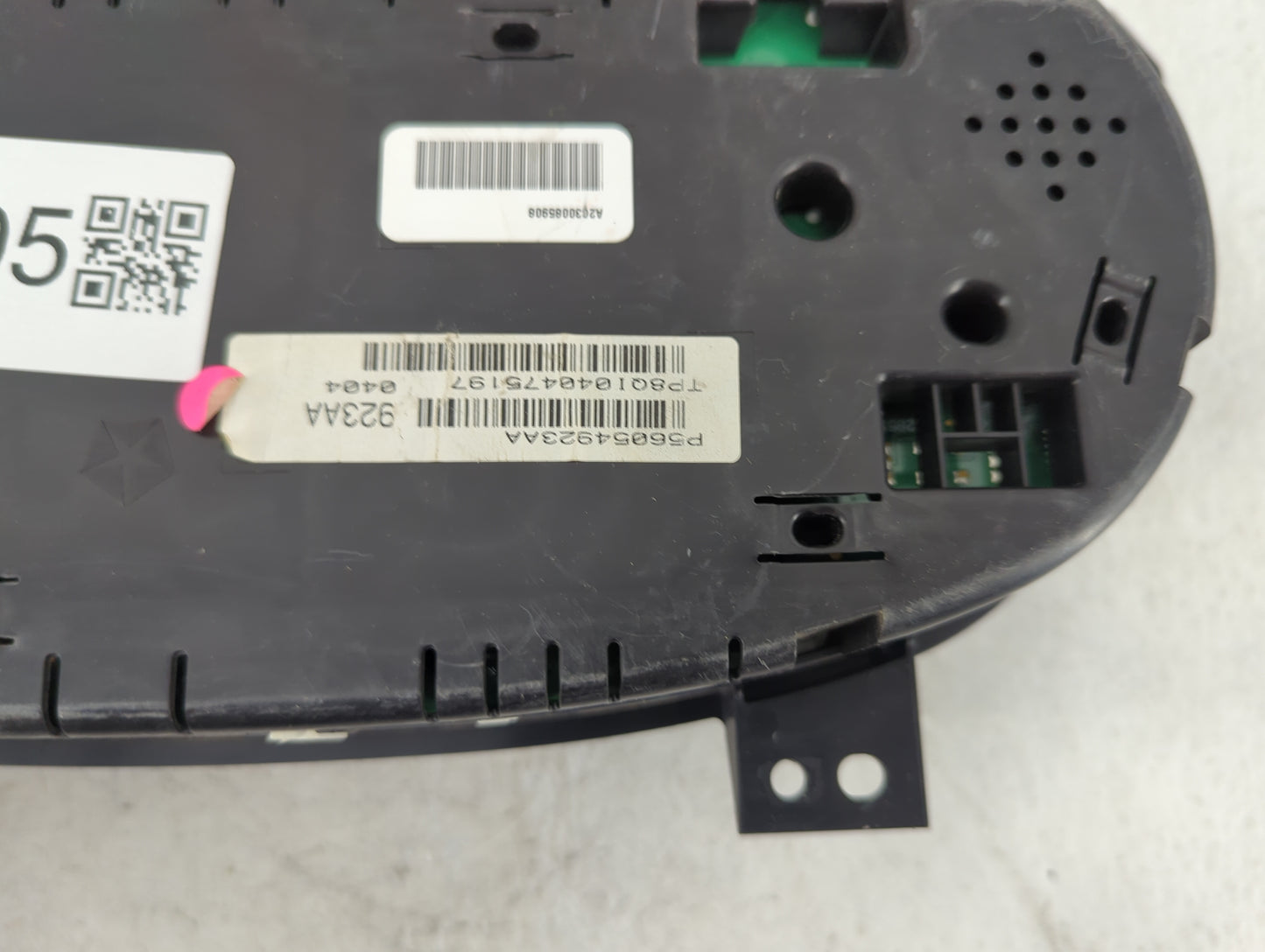 2014 Dodge Caravan Instrument Cluster Speedometer Gauges P/N:P56054923AA TP8010404175197 Miles:127K Fits OEM Used Auto Parts