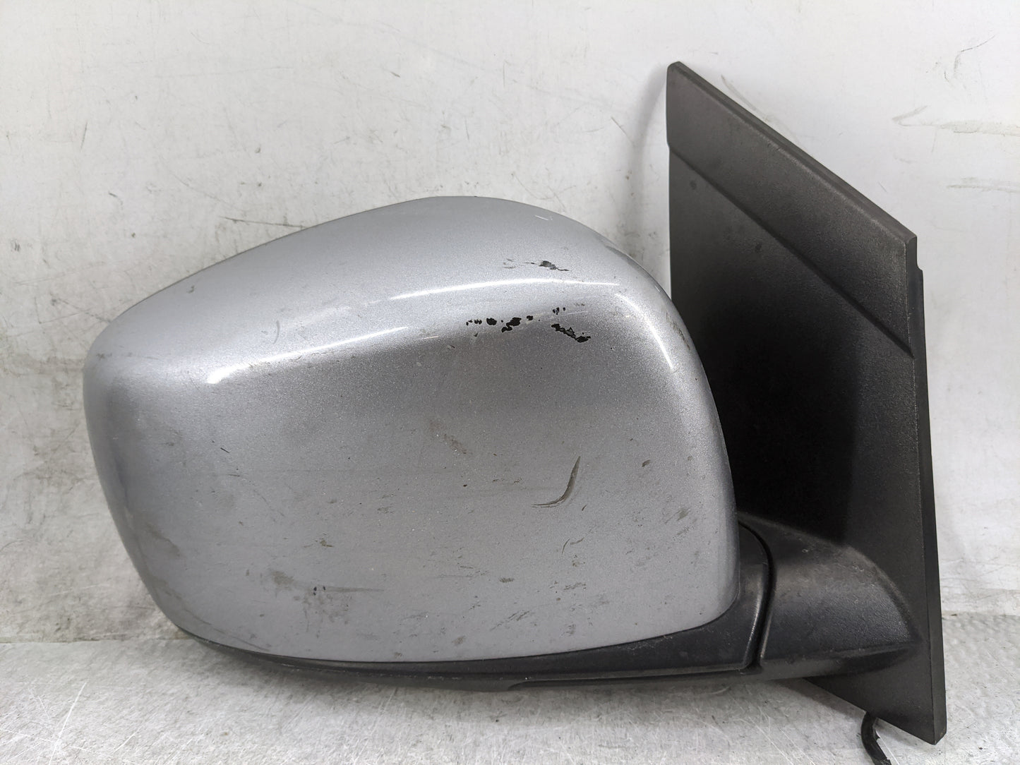 2014 Dodge Caravan Passenger Side View Mirror - Right Door Mirror OEM Used - Oemusedautoparts1.com