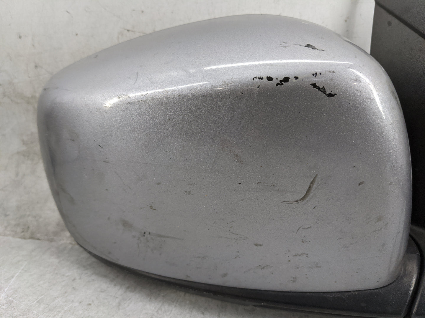 2014 Dodge Caravan Passenger Side View Mirror - Right Door Mirror OEM Used - Oemusedautoparts1.com