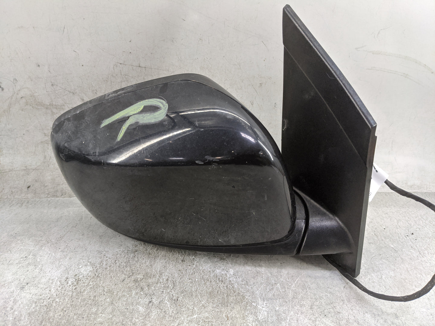 2014 Dodge Caravan Passenger Side View Mirror - Right Door Mirror OEM Used - Oemusedautoparts1.com