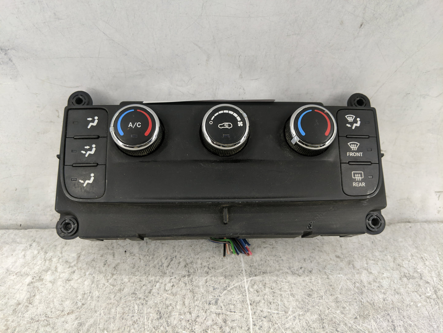2014 Dodge Caravan Climate Control Module Temperature AC/Heater Replacement P/N:P55111249AF Fits OEM Used Auto Parts - Oemus