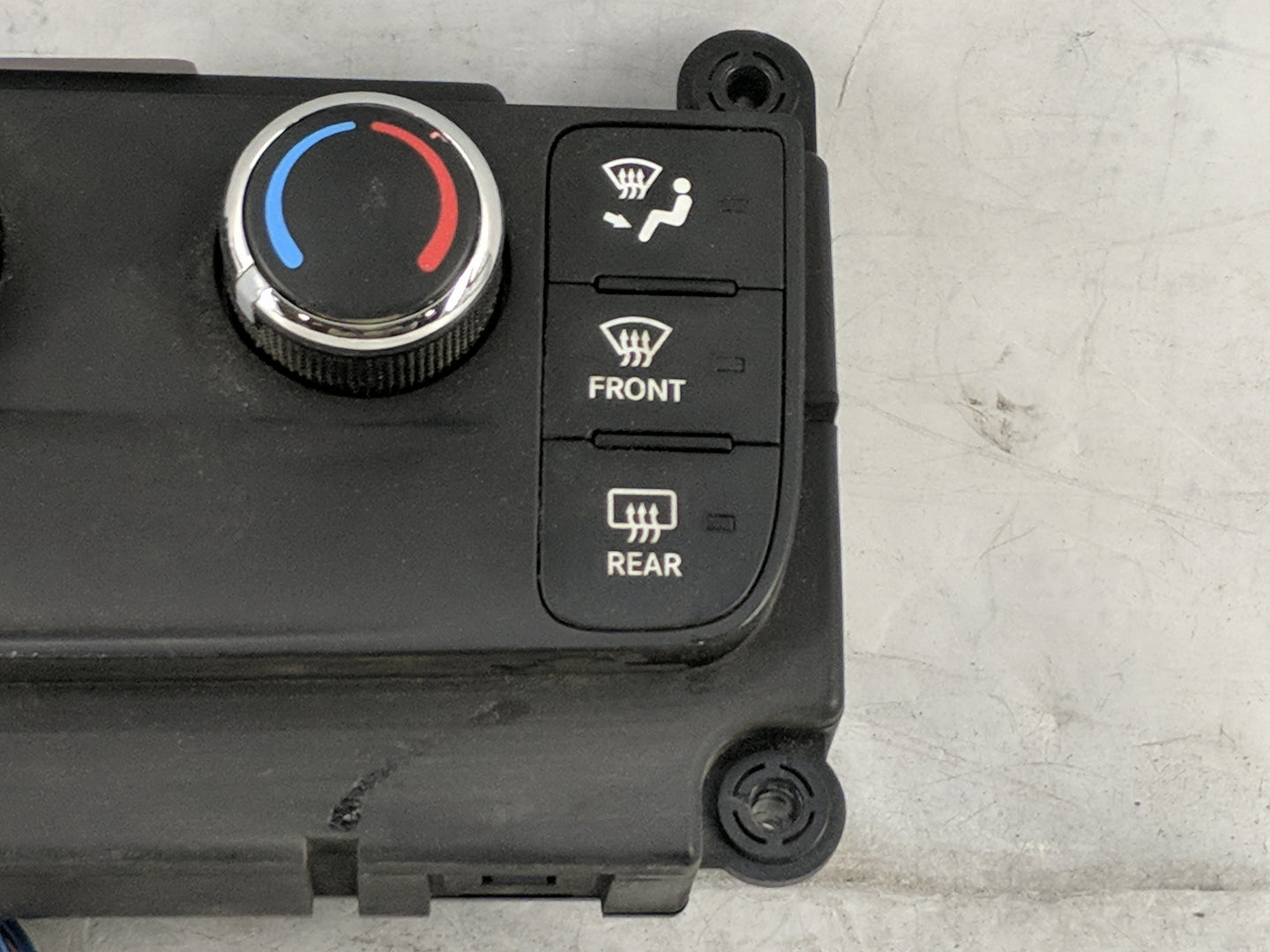 2014 Dodge Caravan Climate Control Module Temperature AC/Heater Replacement P/N:P55111249AF Fits OEM Used Auto Parts - Oemus