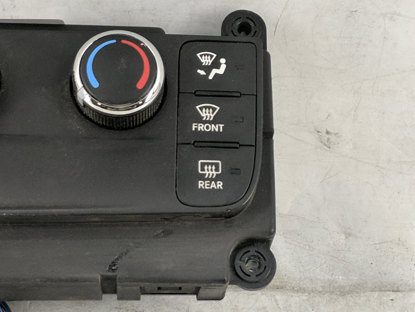2014 Dodge Caravan Climate Control Module Temperature AC/Heater Replacement P/N:P55111249AF Fits OEM Used Auto Parts - Oemus