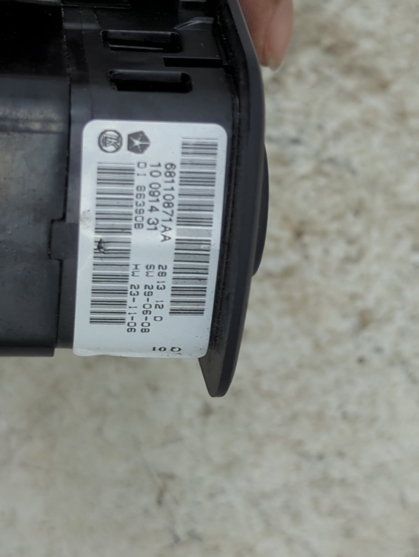2014 Dodge Caravan Master Power Window Switch Replacement Driver Side Left P/N:68110871AA Fits OEM Used Auto Parts - Oemused