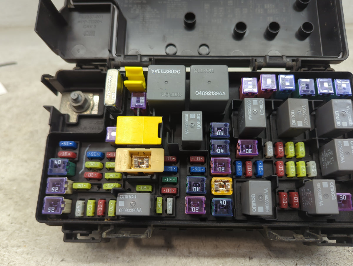 Dodge Caravan Fusebox Fuse Box Relay Module Tipm 1498634 - Oemusedautoparts1.com