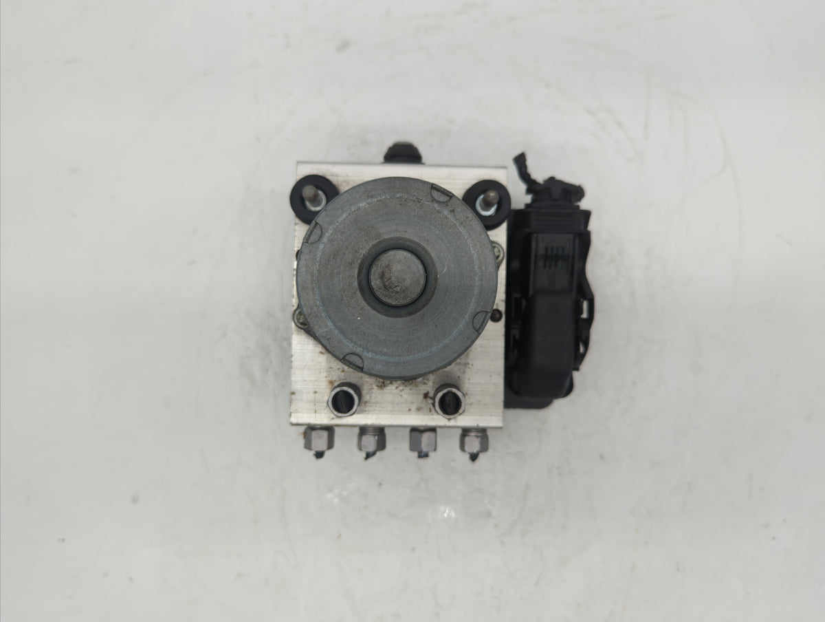 2014 Dodge Caravan Anti-Lock Brake ABS Pump Module Actuator OEM P/N:P68183803AC Fits OEM Used Auto Parts - Oemusedautoparts1