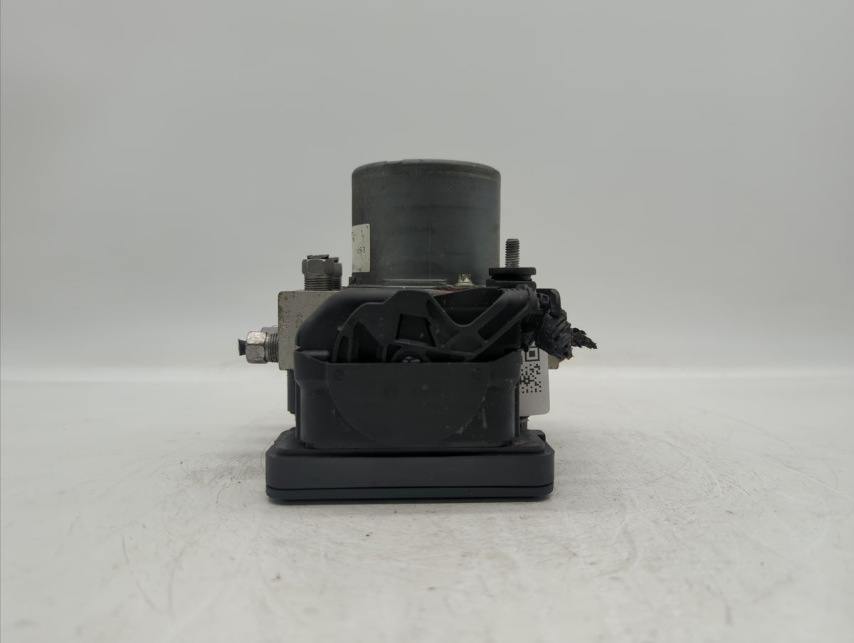 2014 Dodge Caravan Anti-Lock Brake ABS Pump Module Actuator OEM P/N:P68183803AC Fits OEM Used Auto Parts - Oemusedautoparts1