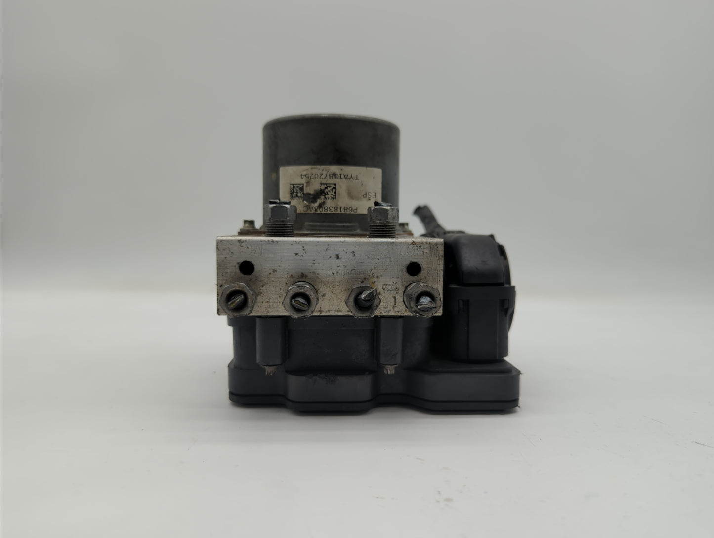 2014 Dodge Caravan ABS Pump Control Module Replacement P/N:P68183803AC Fits OEM Used Auto Parts - Oemusedautoparts1.com