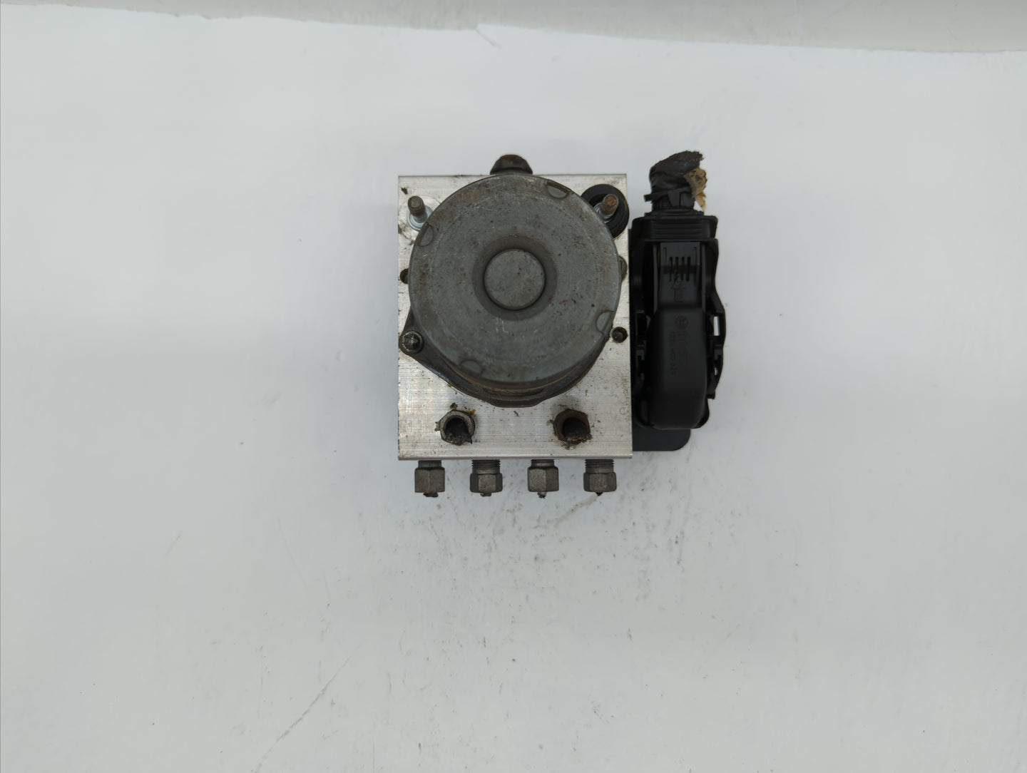 2014 Dodge Caravan ABS Pump Control Module Replacement P/N:68183803AC Fits OEM Used Auto Parts - Oemusedautoparts1.com