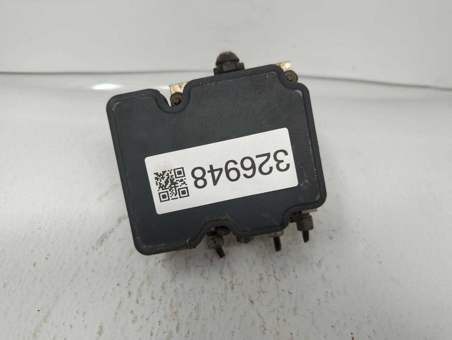 2014 Dodge Caravan ABS Pump Control Module Replacement P/N:P68183803AC Fits OEM Used Auto Parts - Oemusedautoparts1.com