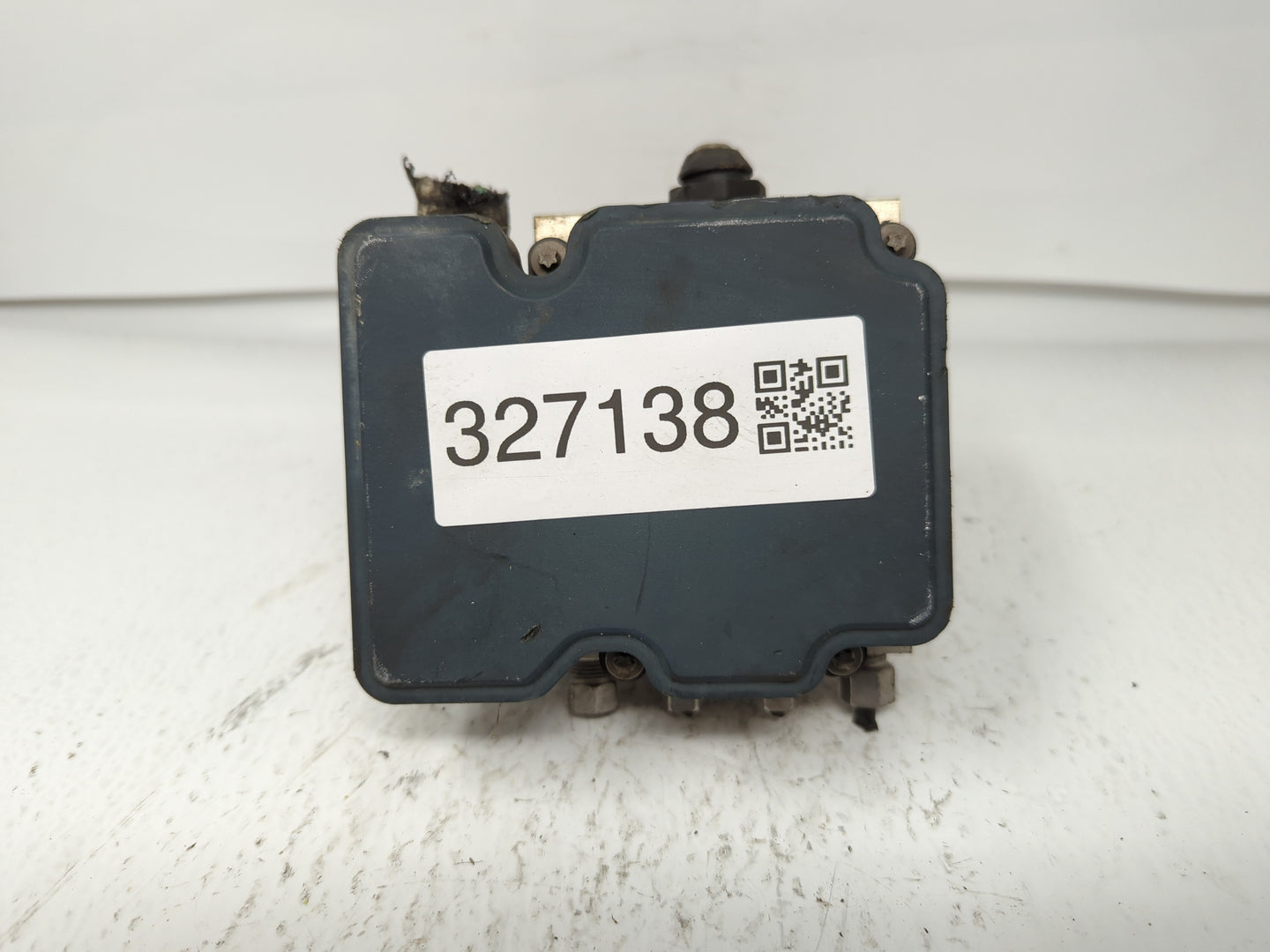 2014 Dodge Caravan ABS Pump Control Module Replacement P/N:P68183803AC Fits OEM Used Auto Parts - Oemusedautoparts1.com