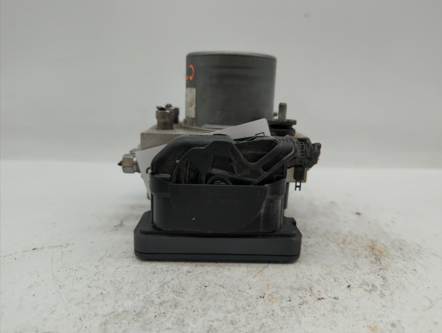 2014 Dodge Caravan ABS Pump Control Module Replacement P/N:P68183803AC Fits OEM Used Auto Parts - Oemusedautoparts1.com