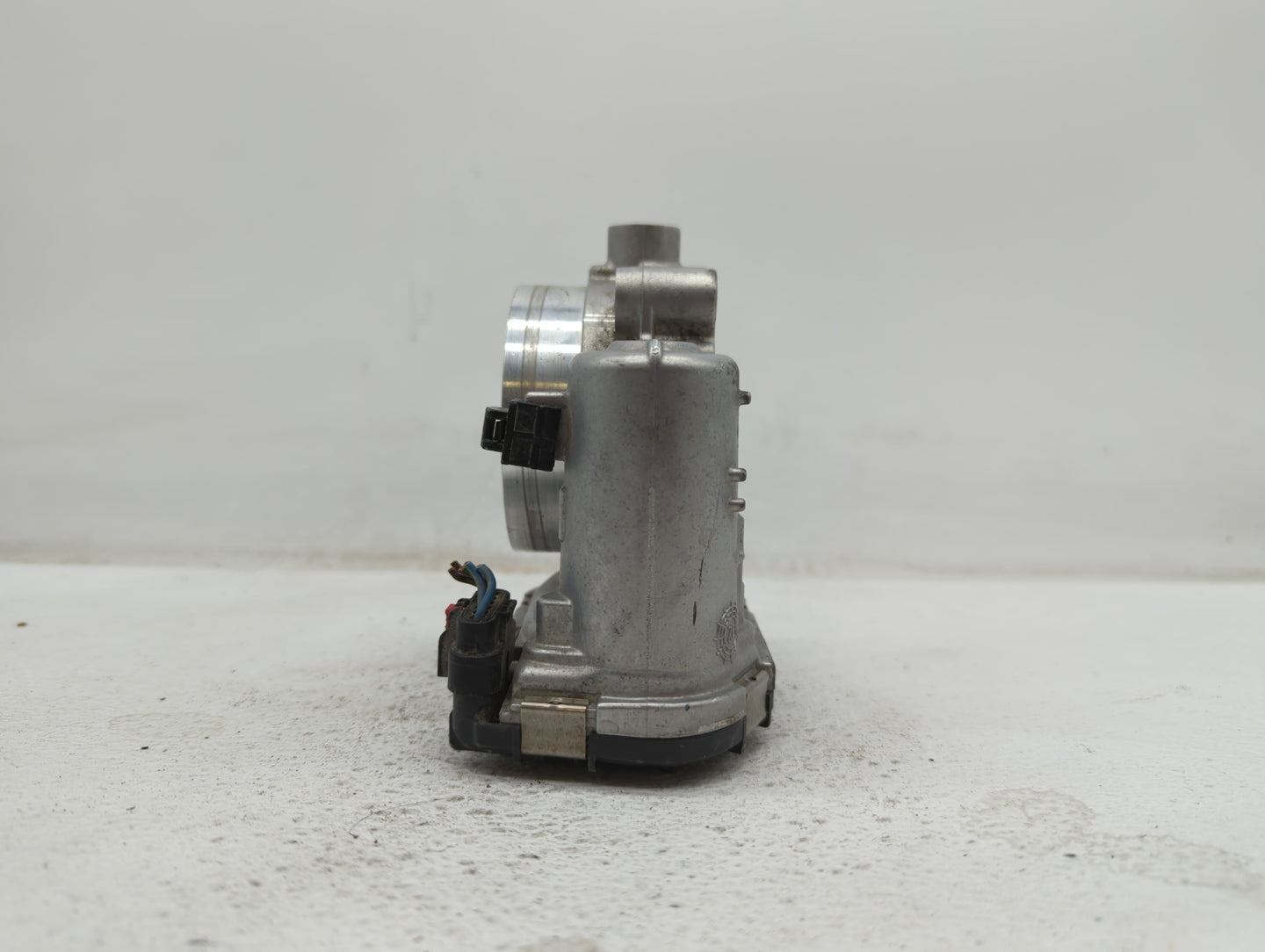 2014 Dodge Caravan Throttle Body P/N:05184349AC 05184349AE, 05184349AF Fits Fits 2011 2012 2013 2015 2016 2017 2018 2019 OEM