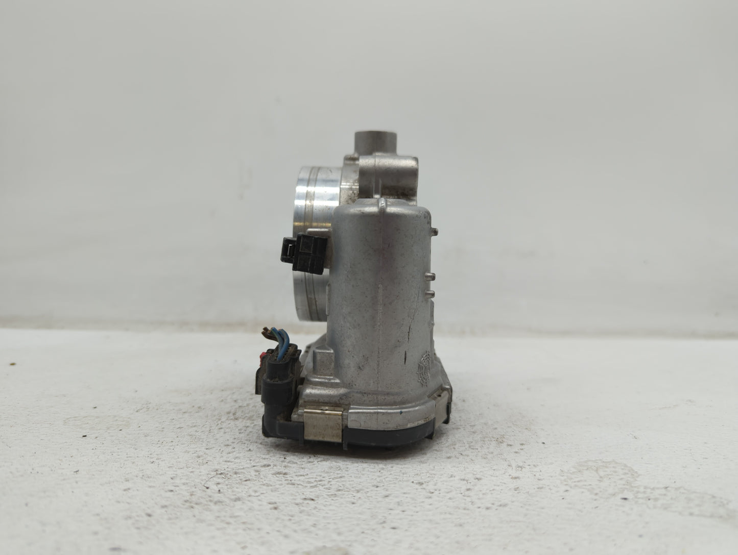 2014 Dodge Caravan Throttle Body P/N:05184349AC 05184349AE, 05184349AF Fits Fits 2011 2012 2013 2015 2016 2017 2018 2019 OEM